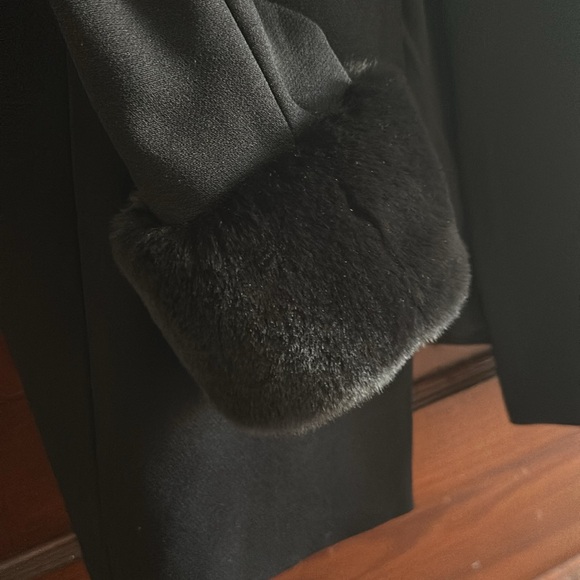 Danielle Bernstein Faux-Fur-Trim Blazer size medium - Picture 3 of 5